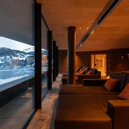 Alpenrose Dolomites 호텔 3*