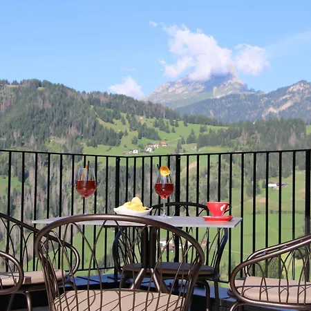 Alpenrose Dolomites 호텔 3*